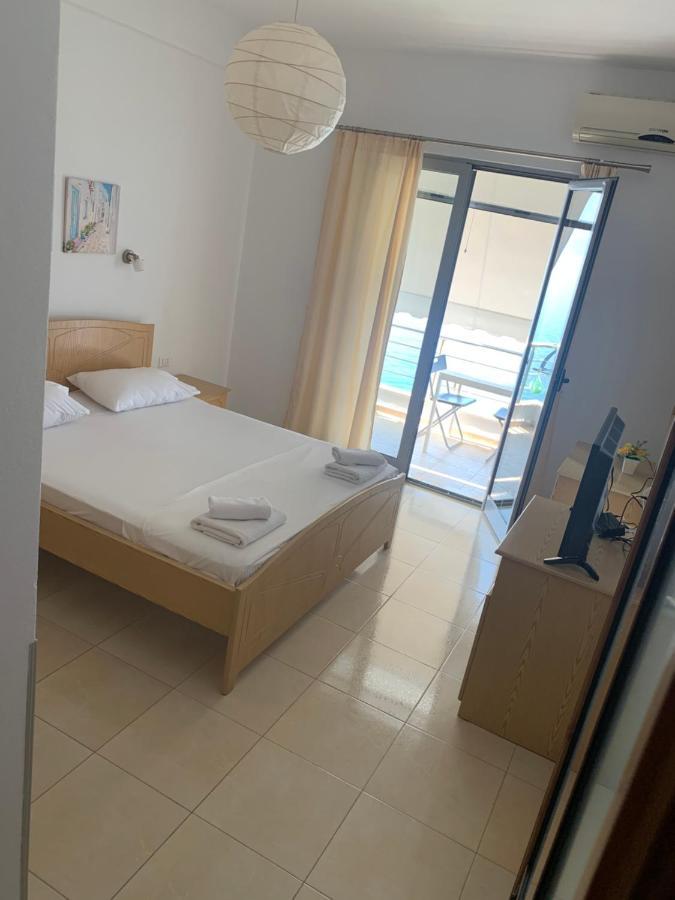 Blue Sea Apartments Qeparo Ngoại thất bức ảnh