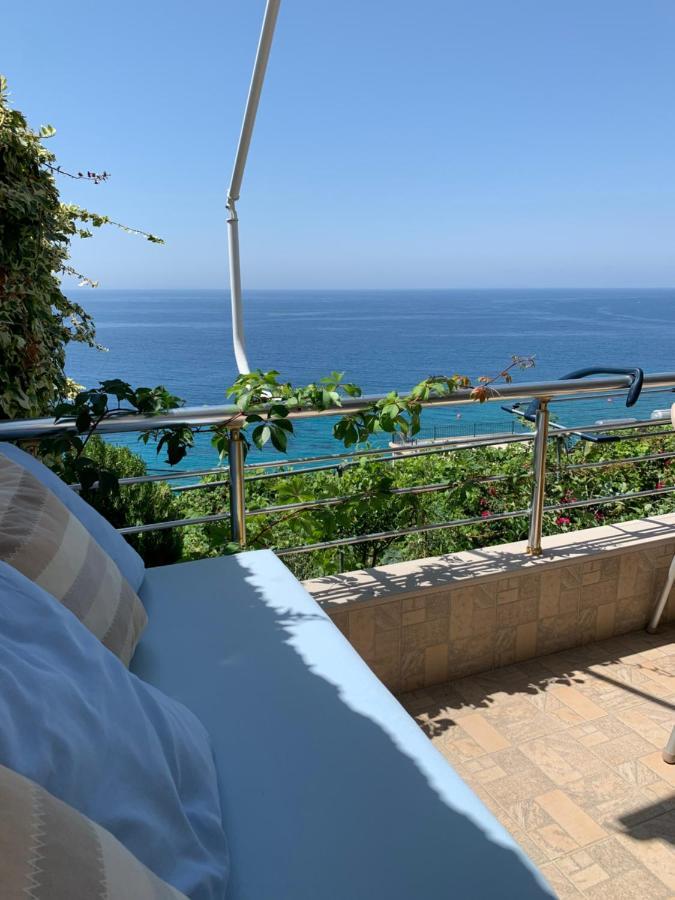 Blue Sea Apartments Qeparo Ngoại thất bức ảnh
